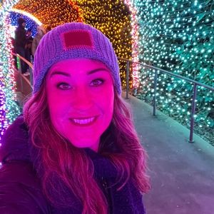 Meet your Posher, Posh